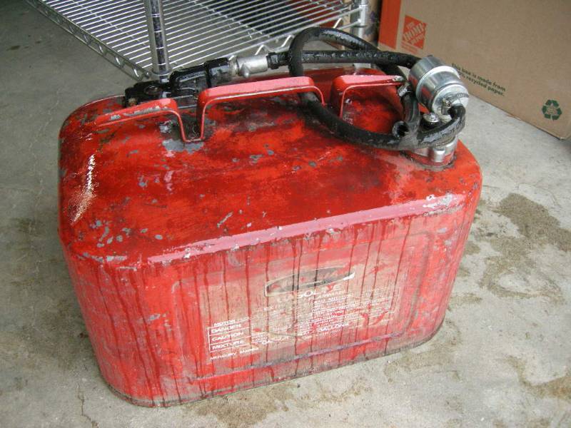 lot 162 image: Vintage Mercury Outboard Motor Gas Can