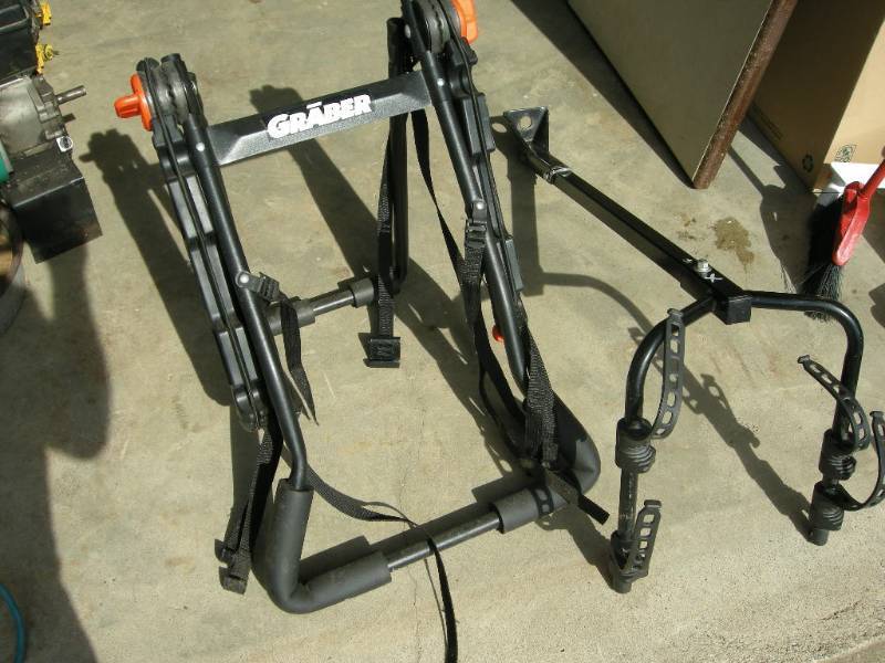 lot 97 image: Automotive Bike Racks