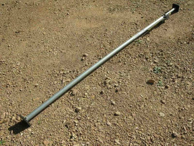 lot 108 image: Cargo Bar, Load Holder, Support