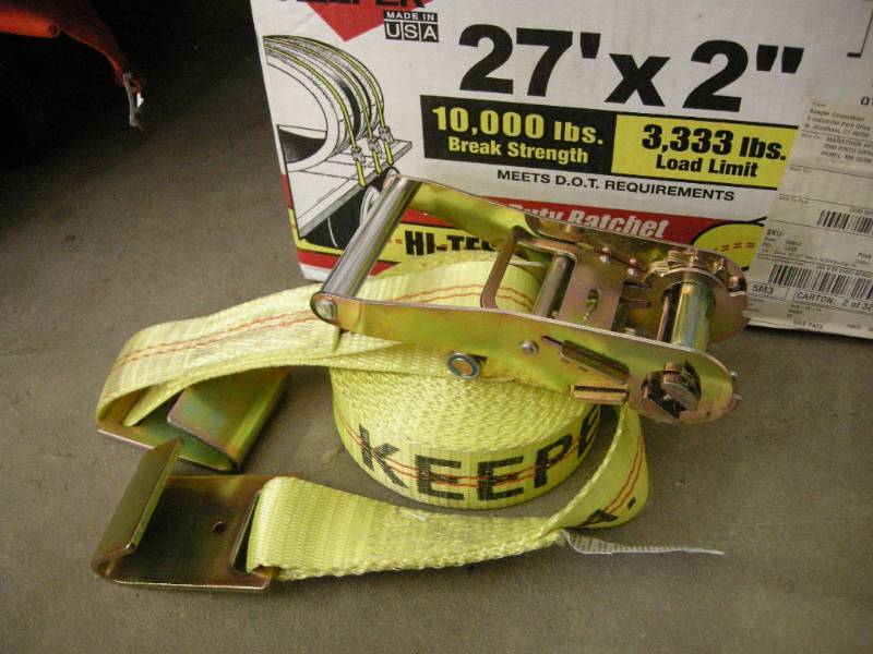 lot 112 image: Keeper Heavy Duty 10,000lb Ratchet Strap