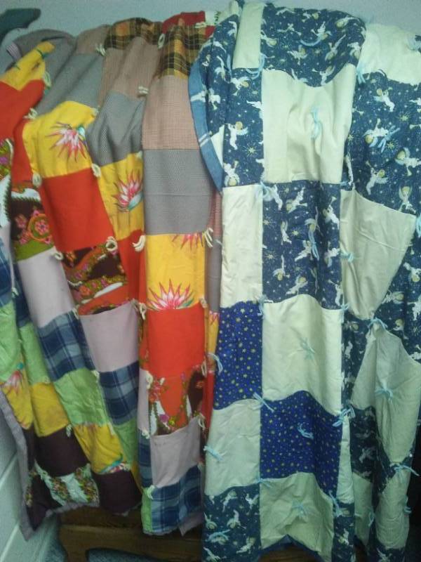 lot 114 image: 2 vintage hand tied quilts