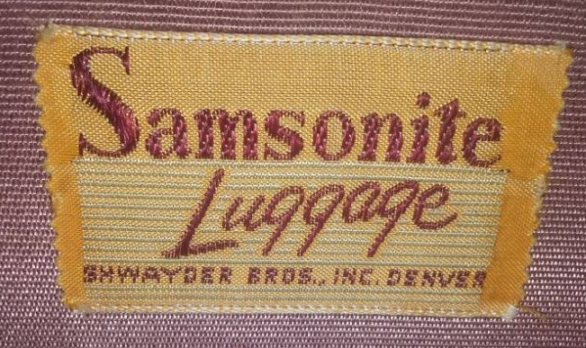 lot 130 image: Samsonite Circa 1950s suitcase.