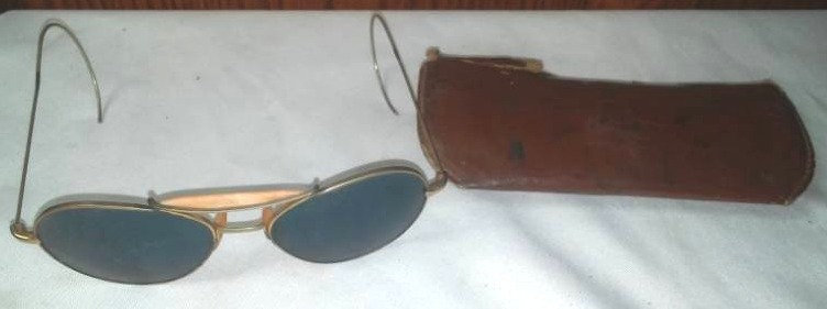 lot 185 image: Vintage Navigator sunglasses with case.