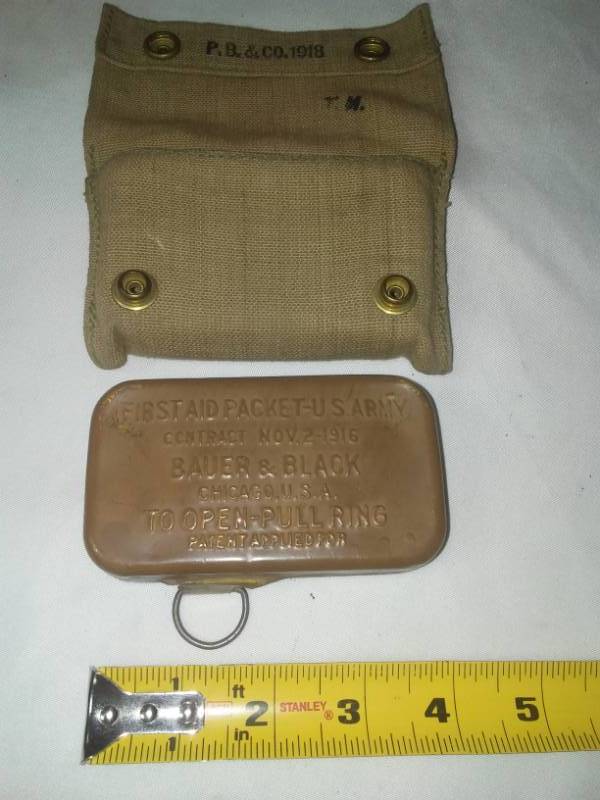 lot 190 image: WWI 1918 U. S. Army first aid kit. November 2nd, 1916