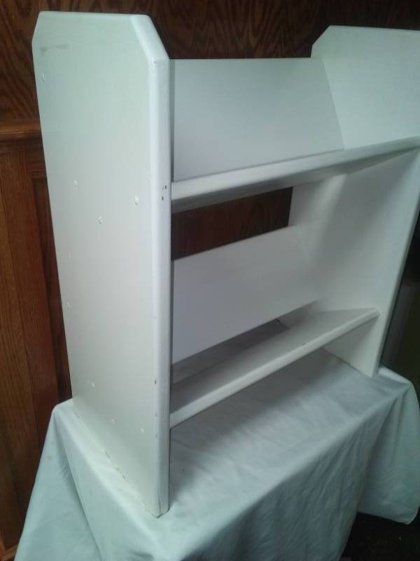 lot 258 image: Bookshelf, heavy-duty