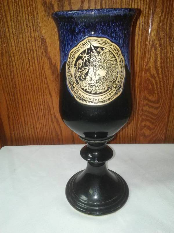 lot 279 image: 1999 Renaissance Festival mug.