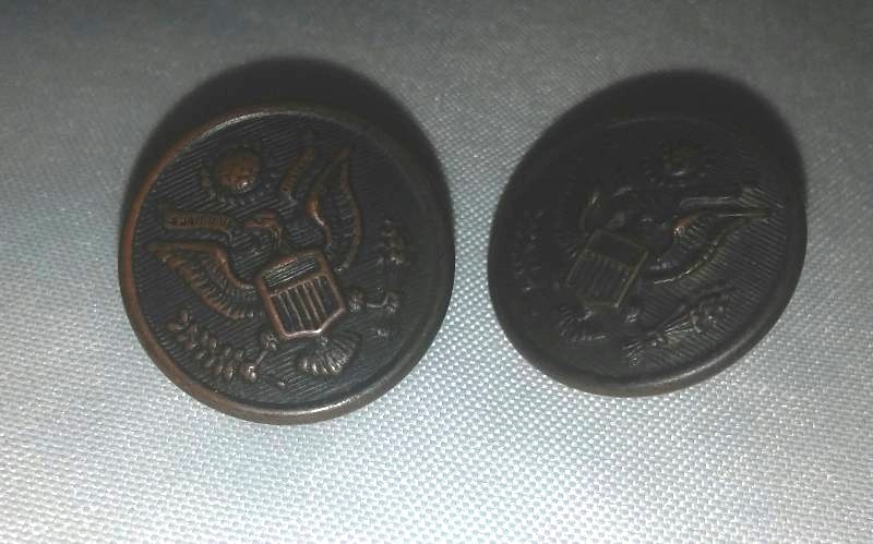 lot 384 image: 2- WWI City button works