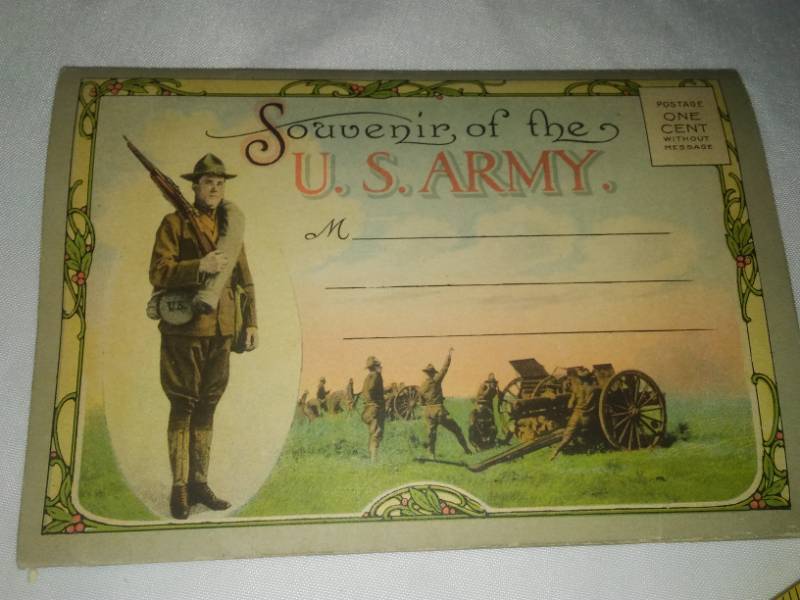 lot 388 image: WWII, color photographs in a booklet, souvenir of the U. S. Army - amazing condition.