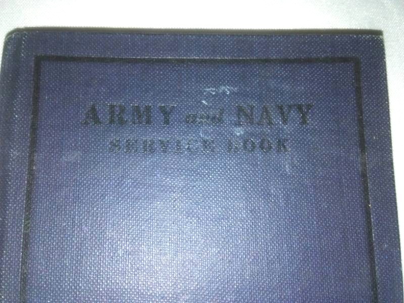 lot 395 image: WWI Army and Navy service book - Lutheran Church. 1918 and 1917
