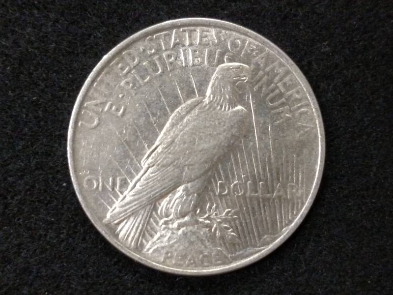 1922 Peace Silver Dollar...