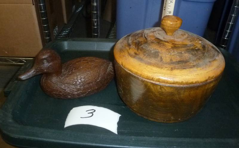 lot 3 image: Hand carved wooden bowl and duck (n...