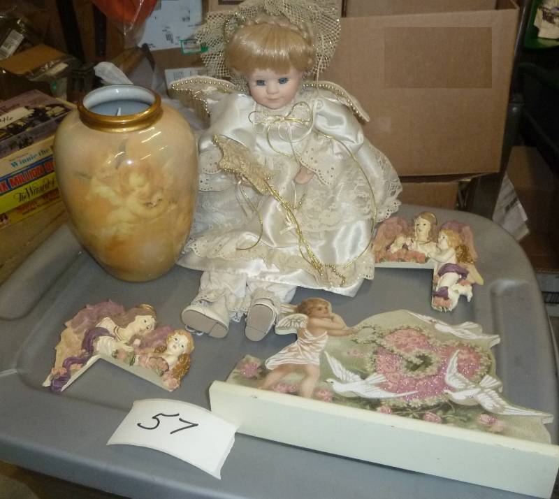 lot 57 image: angel lot with like new vase, door ...