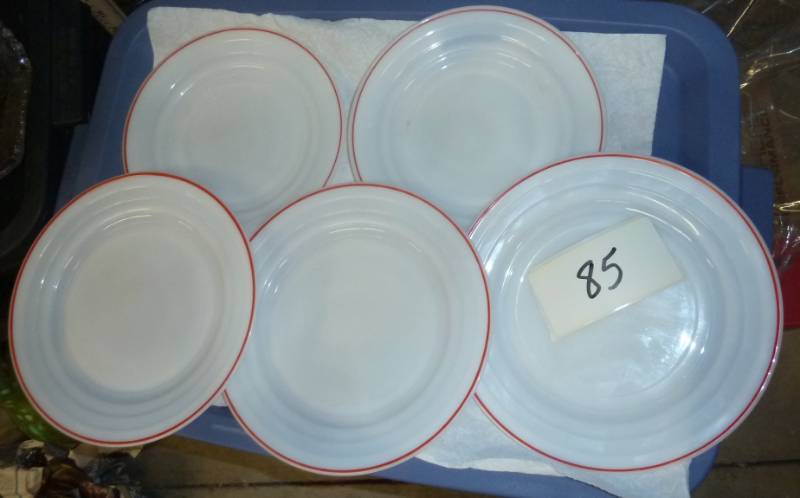 lot 85 image: set of 5 white glass plates with re...