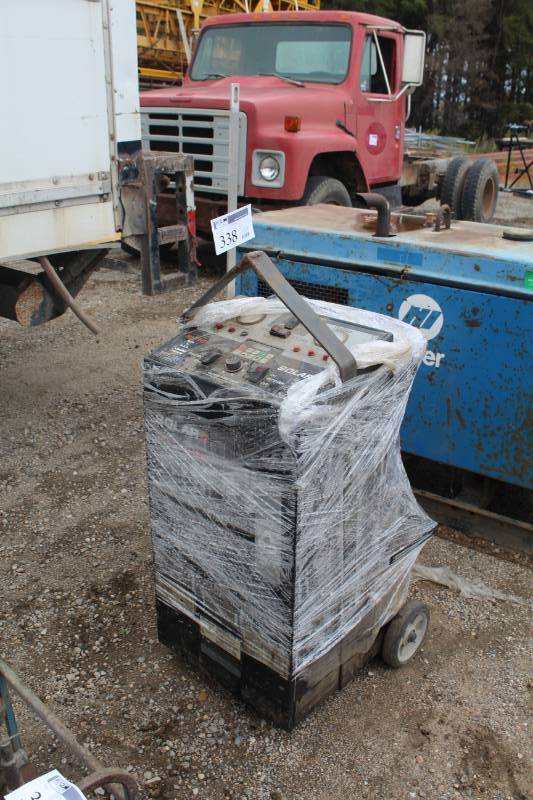 lot 338 image: Solar R12R134A AC Recovery Unit