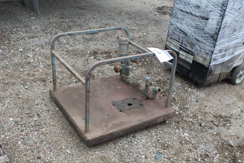 lot 339 image: Pump Cage