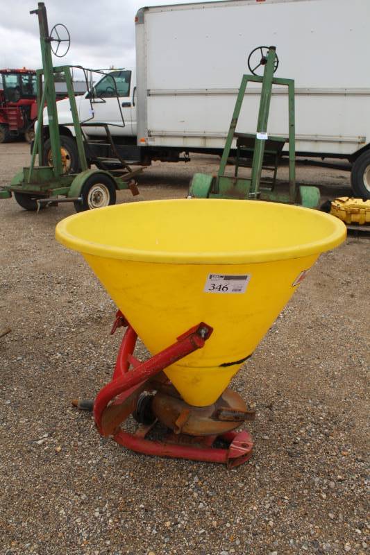 lot 346 image: 2013 Cosmo Commercial Tractor Mount Fertilizer Spreader