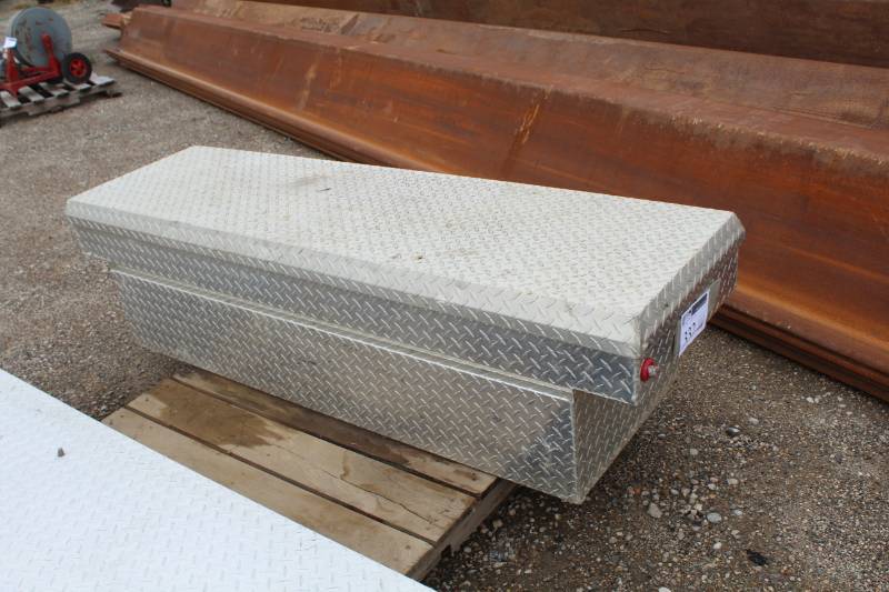 lot 332 image: Diamond-Plate Truck Bed Box with 2-Single-Locking Flip Up Door