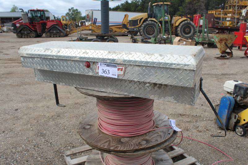 lot 363 image: Diamond-Plate Truck Bed Box with Single Flip Up Locking Door