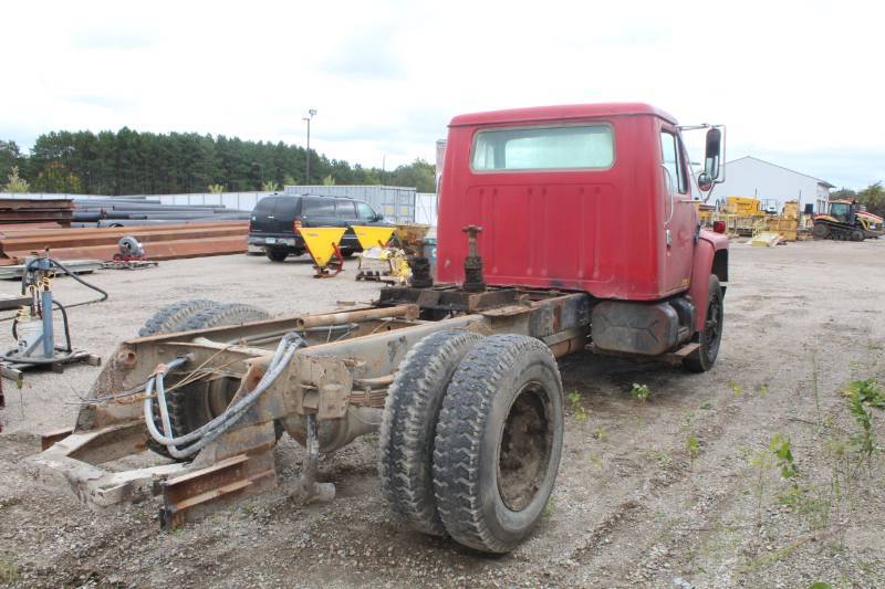 1980 International Harvester Commercial Single Axle Semi Tractor