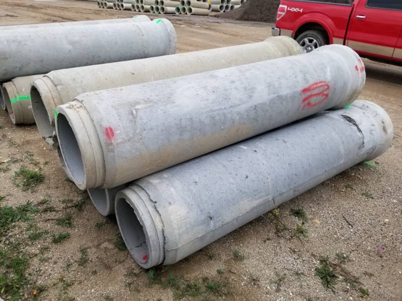 lot 384 image: Lot of (5) Concrete Culvert Pipe - 18 Inch Diameter
