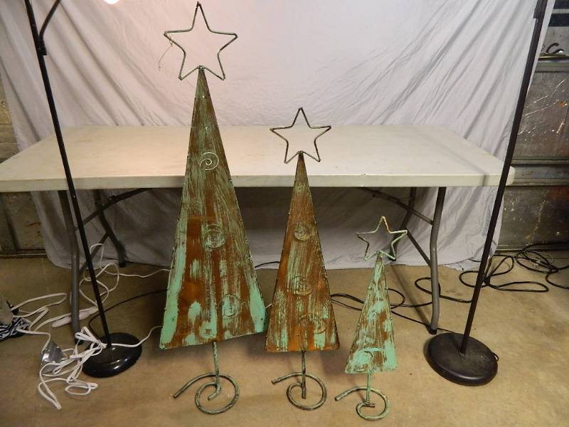New Adorable Handmade Recycled Metal 3 Piece Shabby Chic Tree Set