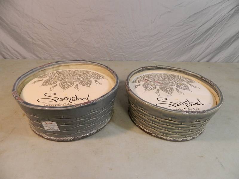 2 New HUGE Sanibel Citronella 3 Wick Candles