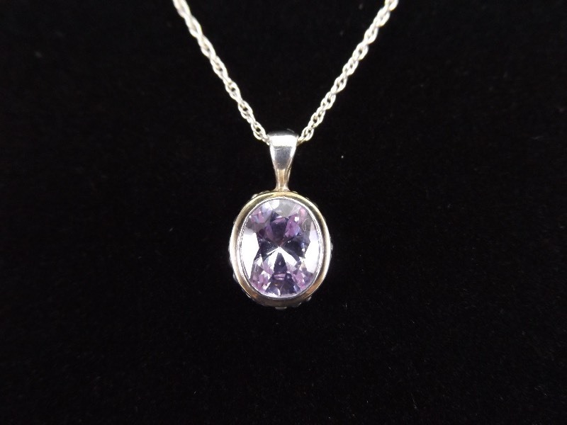 lot 3 image: .925 Sterling Silver Oval Cut Amethyst Pendant Necklace