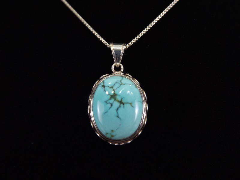 lot 11 image: .925 Sterling Silver Howlite Cabochon Pendant Necklace