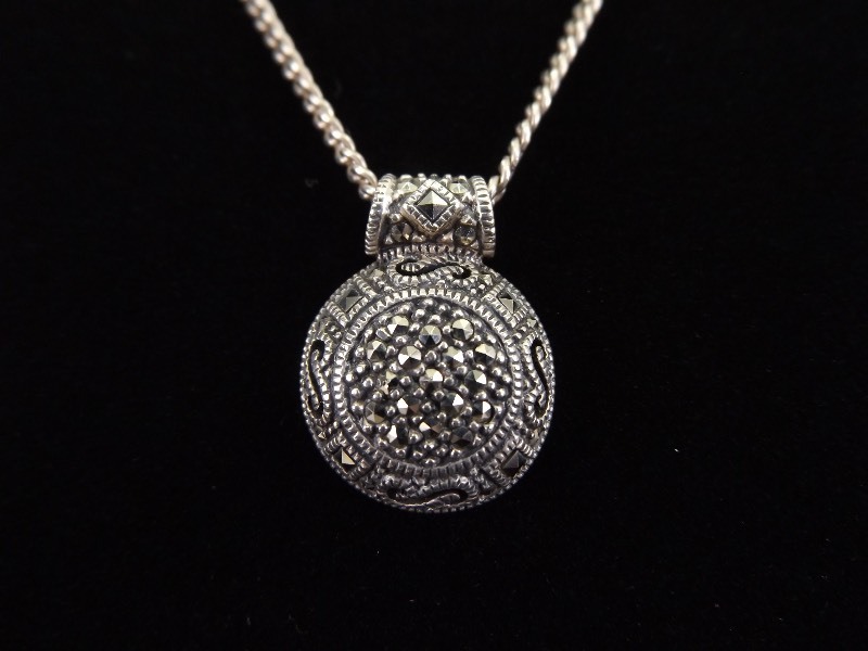 lot 16 image: .925 Sterling Silver JUDITH JACK Art Nouveau Pendant Necklace