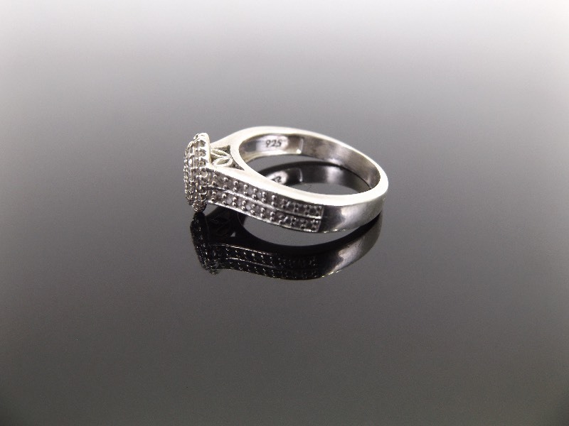 .925 Sterling Silver Diamond Ring Size 8 | EC #297 Fine Jewelry Auction