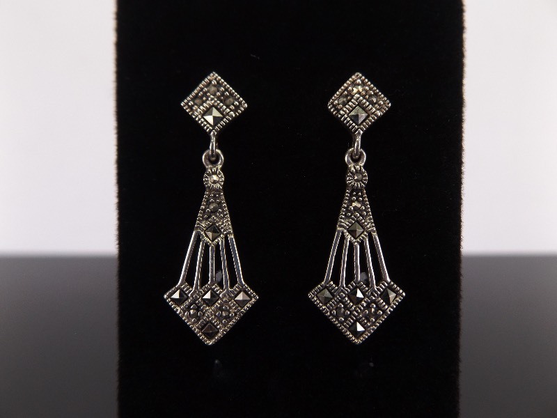 lot 88 image: .925 Sterling Silver Art Nouveau Dangle Post Earrings