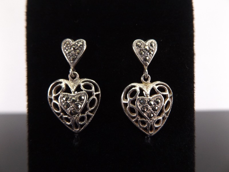 lot 90 image: .925 Sterling Silver Art Nouveau Dangle Post Earrings