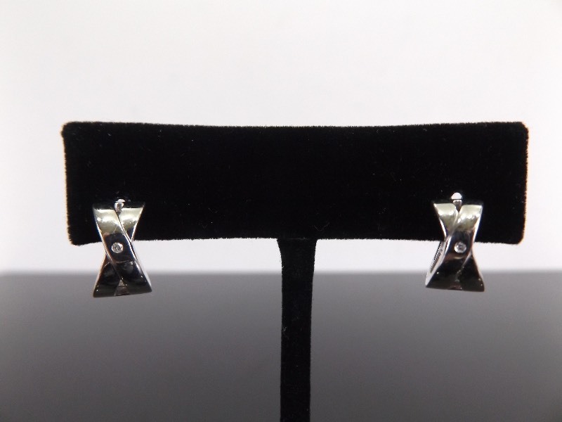 lot 98 image: .925 Sterling Silver Hinged Diamond Inlayed Hoop Post Clip Earrings