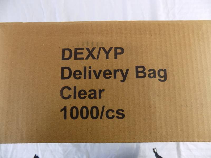 lot 33 image: (1) Carton of 1,000 Clear Plastic 13w x 15t x 7.5d