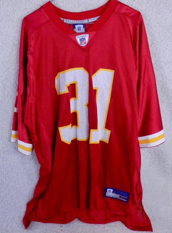 lot 8 image: (never worn) XL Reebok NFL Chiefs #31 Priest Holmes Jersey