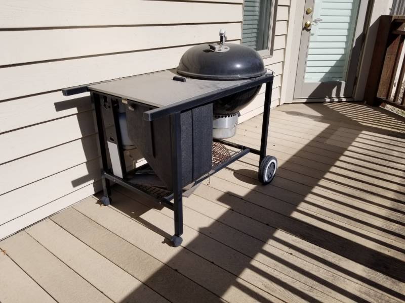 lot 104 image: Weber Charcoal Grill with Cook Station