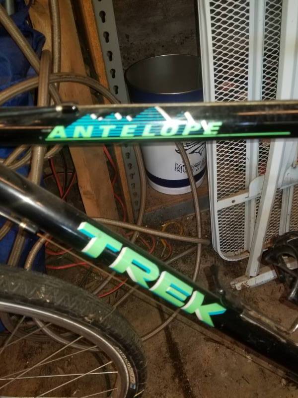 lot 70 image: Trek Bike