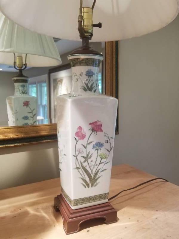 lot 44 image: Ceramic Table Lamps, pair