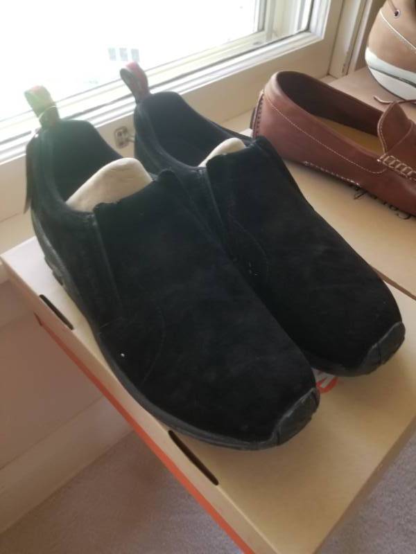 lot 84 image: Black Merrell Shoes