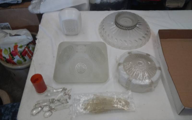 lot 17 image: Lot Of Vintage Light Fixture Globes & Crystals