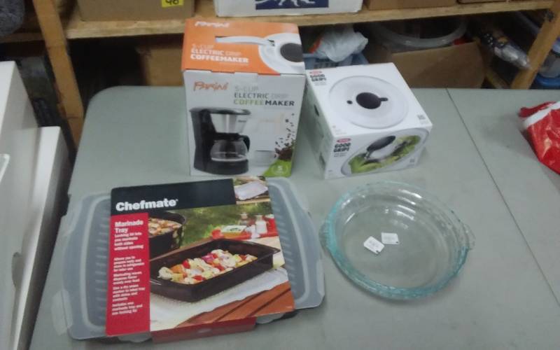 lot 57 image: NEW 5-Cup Coffee Maker, Chefmate Marinade Tray, Salad Spinner, 2-Pyrex Pie Dishes
