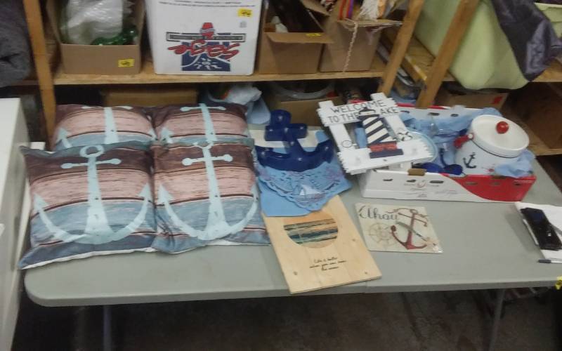 lot 67 image: Lot Of Nautical & Lake Home Decor