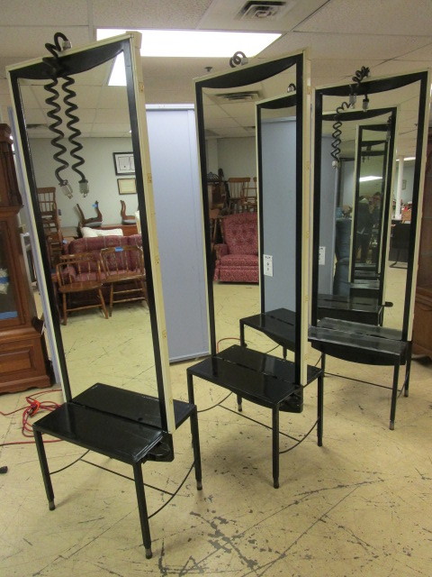 lot 506 image: SALON MIRRORS