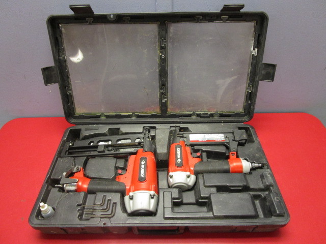 lot 507 image: HUSKY FINISH NAIL GUNS