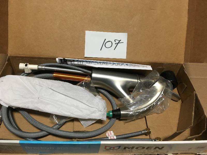 lot 107 image: MOEN Brecklyn Single-Handle Pull-Out Sprayer Kitchen Faucet with Power Clean in Spot Resist Stainless  in good condition