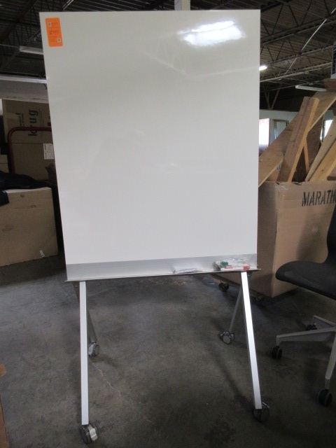 GHENT MOBILE DOUBLE SIDED WHITE BOARD