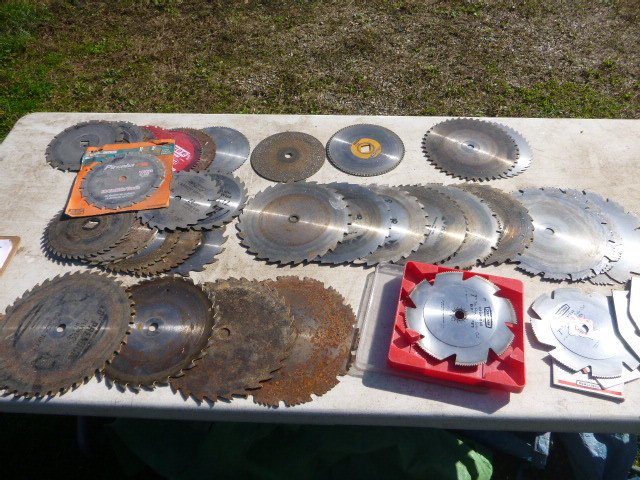 lot 51 image: Saw Blades