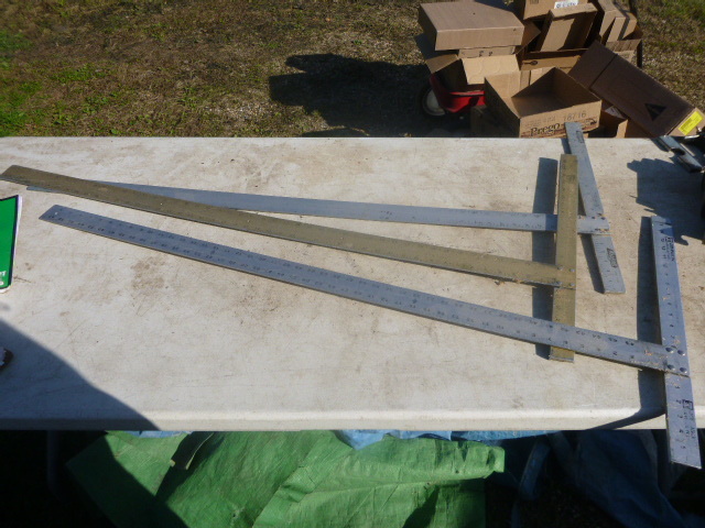 lot 67 image: T-Squares