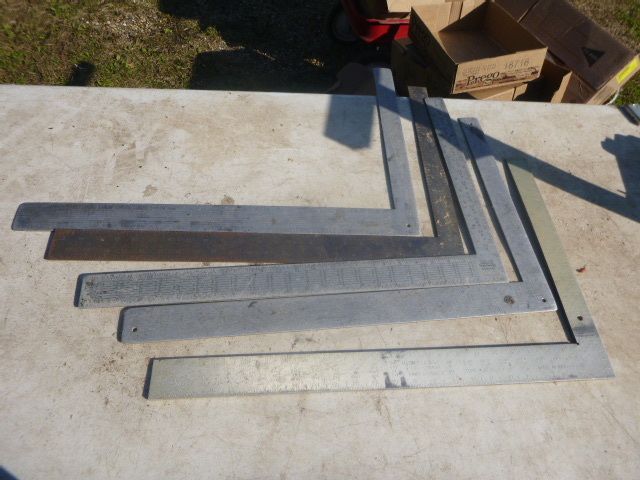 lot 68 image: Squares