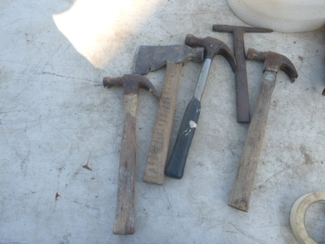 lot 74 image: 4 Hammers and Hatchet